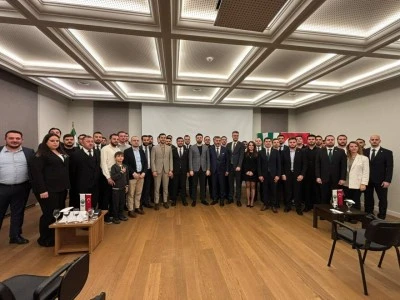 Bursasporlu Hukuk&ccedil;ular ilk kongresini ger&ccedil;ekleştirdi! 