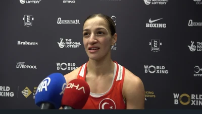 Buse Naz &Ccedil;akıroğlu, D&uuml;nya Boks Şampiyonası'nda yarı finale y&uuml;kseldi 