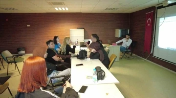 BUSMEK &ouml;ğrencilerinden radyo tiyatrosu