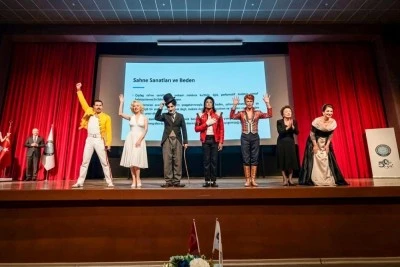 BU&Uuml;&rsquo;de sanatın ve sanat&ccedil;ının geleceği mercek altına alındı