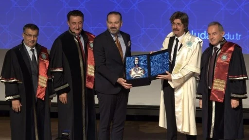 BU&Uuml;&rsquo;de yeni d&ouml;nemin ilk dersini TRT Genel M&uuml;d&uuml;r&uuml; Sobacı verdi