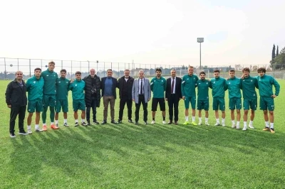 BU&Uuml;&rsquo;den Bursaspor&rsquo;a tam destek