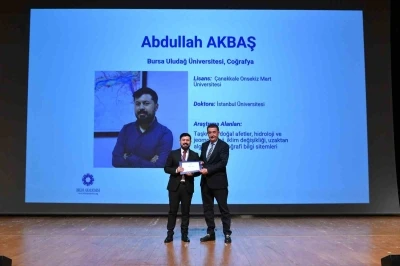 BU&Uuml;&rsquo;l&uuml; akademisyene "Bilim Akademisi 2026" &ouml;d&uuml;l&uuml;