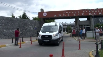 B&uuml;y&uuml;kada&rsquo;da &ouml;l&uuml; bulunan kadının cenazesi Adli Tıp Kurumu&rsquo;ndan teslim alındı
