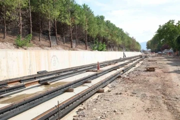 B&uuml;y&uuml;kakın: "Alikahya hattında a&ccedil;ık kalp ameliyatı yapıyoruz"
