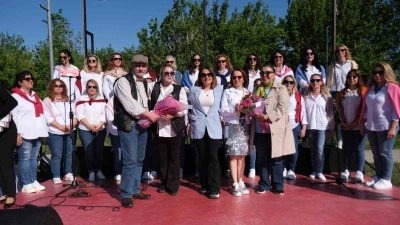 B&uuml;y&uuml;k&ccedil;ekmece&rsquo;de Anneler G&uuml;n&uuml; coşkuyla kutlandı
