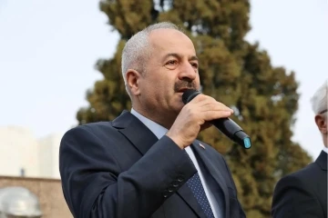 B&uuml;y&uuml;kg&ouml;z&rsquo;den meslek lisesi &ouml;ğrencilerine: "Sizler altın bilezik d&uuml;kkanının i&ccedil;indesiniz"
