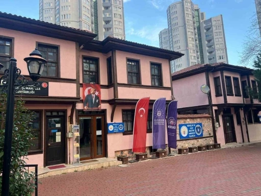 B&uuml;y&uuml;kşehir Belediyesi, bağımlılıkla m&uuml;cadeleyi s&uuml;rd&uuml;r&uuml;yor