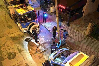 B&uuml;y&uuml;kşehir&rsquo;de yağmur teyakkuzu: bin 126 personel, 439 ara&ccedil; g&ouml;rev başında