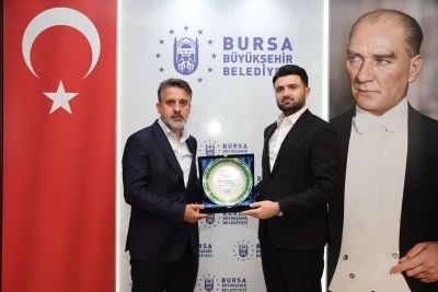 B&uuml;y&uuml;kşehir'den Bursaspor'a b&uuml;y&uuml;k destek