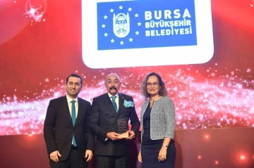 Bursa B&uuml;y&uuml;kşehir&rsquo;e &lsquo;Yalın Belediyecilik&rsquo; &ouml;d&uuml;l&uuml;