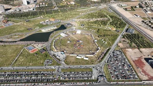 B&uuml;y&uuml;kşehir&rsquo;in 6&rsquo;ncı Kayseri Bilim Şenliği, y&uuml;z binlerce bilim tutkununu ağırladı
