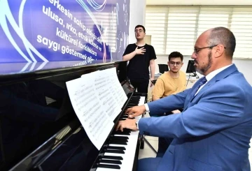 B&uuml;y&uuml;kşehir&rsquo;in kursuna katıldılar, hayallerindeki &uuml;niversiteyi kazandılar
