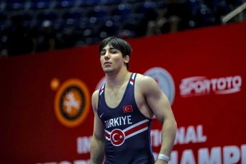 B&uuml;y&uuml;kşehir&rsquo;in sporcusu Yağan&rsquo;dan İspanya&rsquo;da bronz madalya
