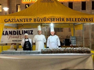 B&uuml;y&uuml;kşehir, mevlit kandili vesilesiyle mevlit okuttu ve ikramda bulundu
