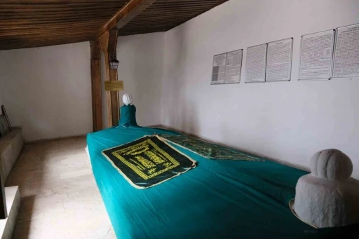 Cafer-i Tayyar T&uuml;rbesi&rsquo;nin restorasyonu tamamlandı
