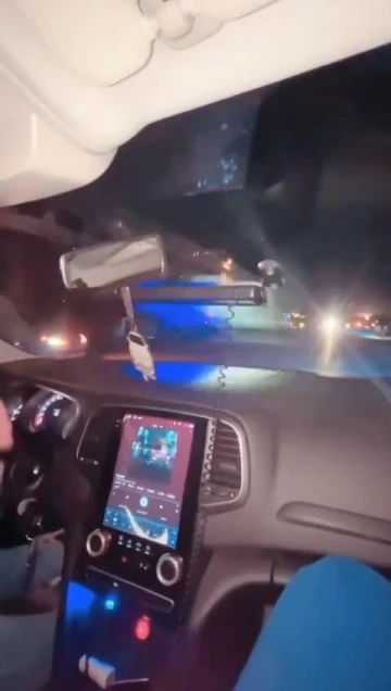 Bursa'da &ccedil;akar takarak polis gibi gezdi, hayali kısa s&uuml;rd&uuml;