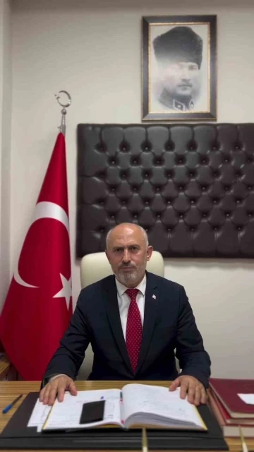 &Ccedil;akarlı konvoyla g&uuml;ndeme gelen muhtardan a&ccedil;ıklama: &ldquo;Ara&ccedil;lar bana ait değil"
