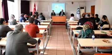 &Ccedil;AK&Uuml;&rsquo;de T&Uuml;BİTAK proje hazırlama eğitimleri
