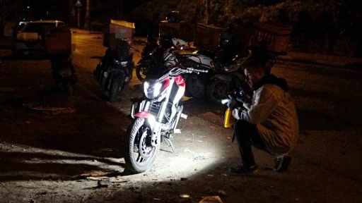 &Ccedil;alınan motosikletini kurye arkadaşlarından oluşturduğu arama timi ile buldu
