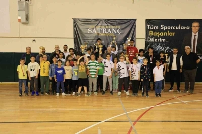 &Ccedil;ameli 19 Mayıs Satran&ccedil; Turnuvası tamamlandı
