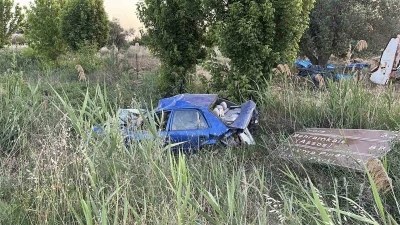 &Ccedil;anakkale&rsquo;de 3 ara&ccedil;lı zincirleme kaza: 1&rsquo;i ağır 5 yaralı