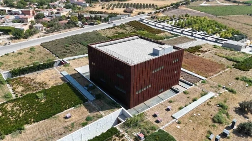 &Ccedil;anakkale&rsquo;deki m&uuml;ze ve &ouml;ren yerleri turizmin g&ouml;z bebeği oldu
