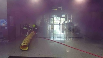 &Ccedil;anakkale Havalimanı&rsquo;nda deprem tatbikatı yapıldı
