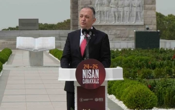 &Ccedil;anakkale Kara Savaşları&rsquo;nın 109. yıl d&ouml;n&uuml;m&uuml; etkinlikleri Şehitler Abidesi&rsquo;nde t&ouml;renle başladı
