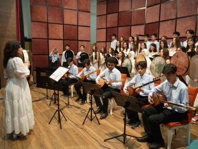 &Ccedil;anakkale Savaşı d&ouml;neminde mezun veremeyen Anadolu&rsquo;nun ilk lisesi, 140&rsquo;ıncı yılını kutluyor
