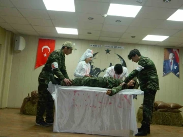 &Ccedil;anakkale Zaferinin yıld&ouml;n&uuml;m&uuml; Posof&rsquo;ta kutlandı
