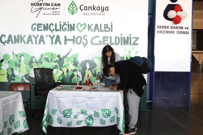 &Ccedil;ankaya'dan &Uuml;niversitelilere Sıcak Karşılama