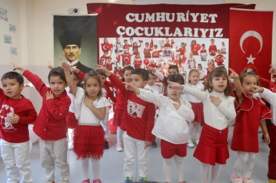 &Ccedil;ankaya&rsquo;nın Minikleri Cumhuriyet Sevincini Yaşadı