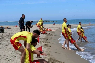 Cankurtaranlar zorlu eğitimle g&ouml;reve hazırlanıyor
