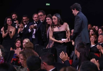Cannes&rsquo;dan Merve Dizdar&rsquo;a &ldquo;En İyi Kadın Oyuncu&rdquo; &ouml;d&uuml;l&uuml;
