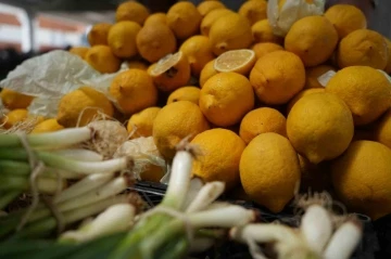 &Ccedil;ayın limonlu i&ccedil;ildiği Bayburt&rsquo;ta artan limon fiyatları &ccedil;ayların tadını ka&ccedil;ırdı
