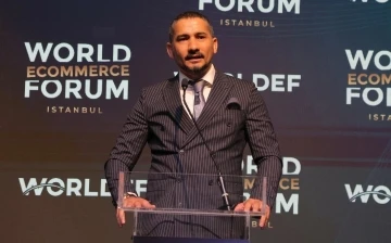 &Ccedil;ekilişle Tesla hediye edilecek
