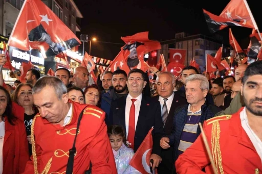 &Ccedil;ekmek&ouml;y&rsquo;de Cumhuriyet Bayramı coşkusu
