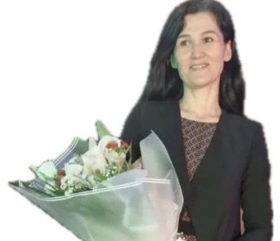 &Ccedil;ekmek&ouml;y'de lise &ouml;ğrencisinin bı&ccedil;akladığı &ouml;ğretmen hayatını kaybetti