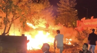 &Ccedil;emişgezek'teki yangın paniğe neden oldu