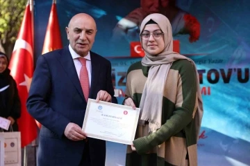 Cengiz Aytmatov doğumunun 95. yılında Ke&ccedil;i&ouml;ren&rsquo;de anıldı
