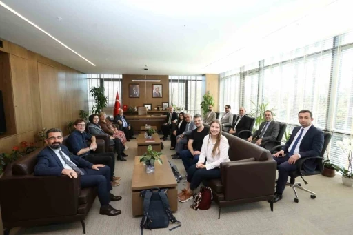 Cenon heyeti kardeşliği resmiyete d&ouml;kmek i&ccedil;in İneg&ouml;l&rsquo;de