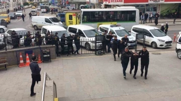 &Ccedil;erkezk&ouml;y&rsquo;de &rsquo;pavyon&rsquo; operasyonunda 8 g&ouml;zaltı
