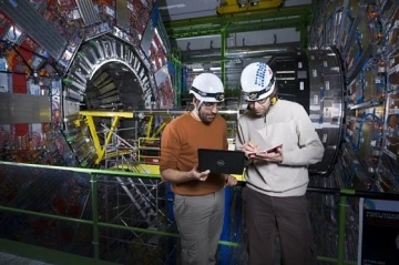 CERN inovasyonlarını T&uuml;rk girişimcilerle buluşturuyor