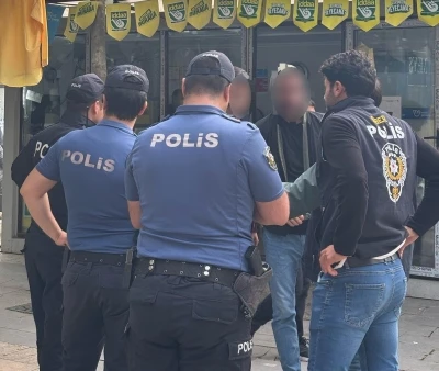 &Ccedil;eşitli su&ccedil;lardan aranan 31 şahıs yakalandı
