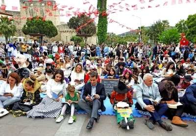 &Ccedil;eşme&rsquo;de 2. Kitap Takas Şenliği

