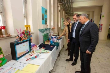 &Ccedil;evre okuryazarı gen&ccedil;ler &ouml;d&uuml;llendirildi