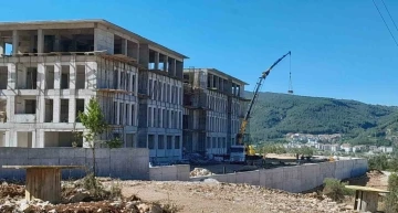 &Ccedil;evre Şehircilik ve İklim Değişikliği İl M&uuml;d&uuml;rl&uuml;ğ&uuml;&rsquo;n&uuml;n yeni binası tamamlanıyor
