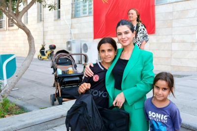 Ceyhan'da 1000 &Ouml;ğrenciye &Ccedil;anta ve Kırtasiye Desteği