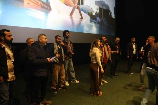 Ceylan Karavil Park AVM&rsquo;de &ldquo;Doğulu&rdquo; filminin oyunculu g&ouml;sterimine yoğun ilgi

